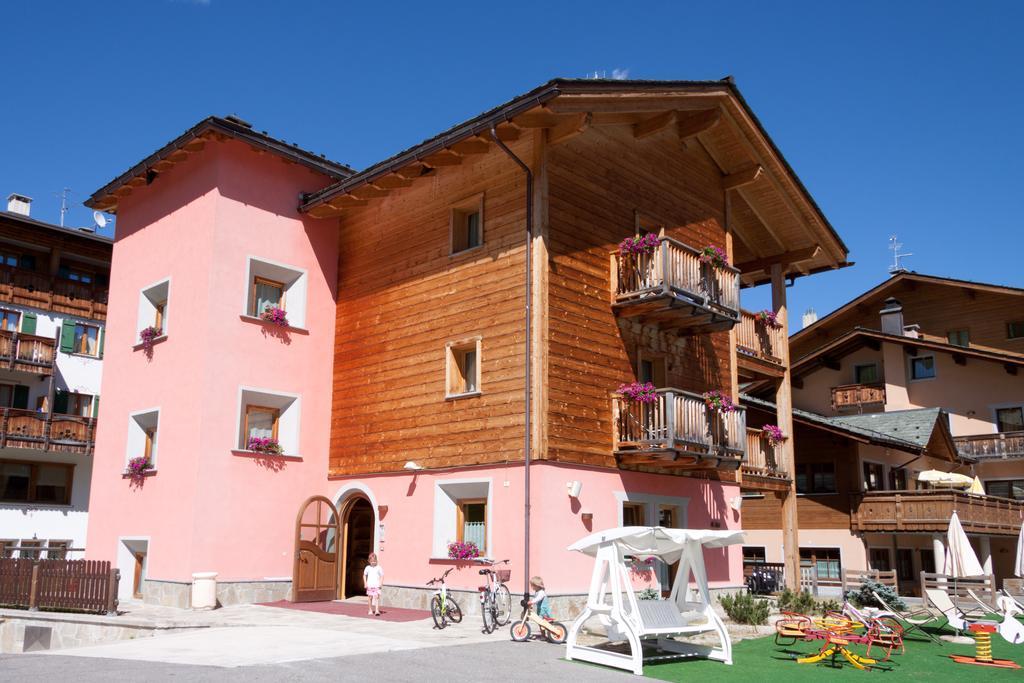 Bio Hotel Villa Cecilia Livigno Exterior foto